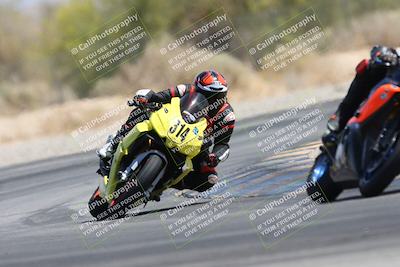 media/Apr-18-2025-CVMA Friday Practice (Fri) [[88baa45499]]/Racer 3/Session 4 (Turn 2)/